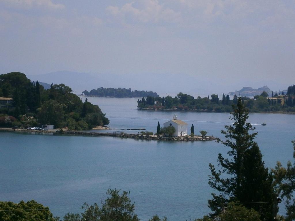 Athineos Apartments Κομμένο Δωμάτιο φωτογραφία